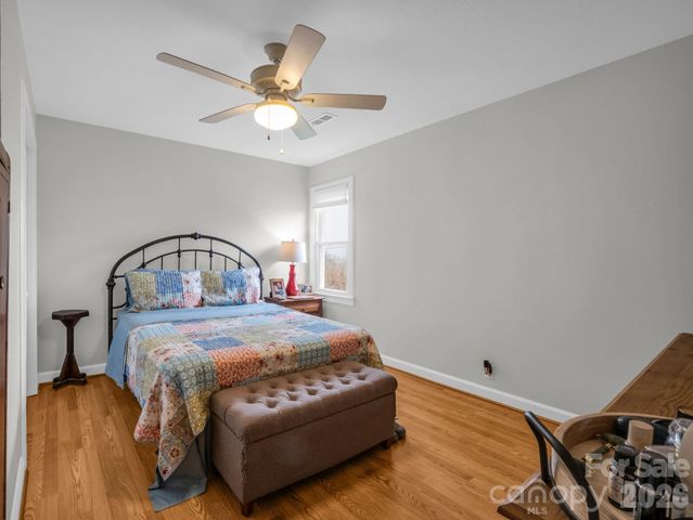 1086 Carters Ridge Road, Spruce Pine, NC 28777