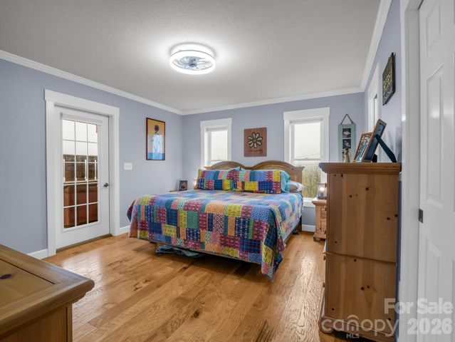 1086 Carters Ridge Road, Spruce Pine, NC 28777