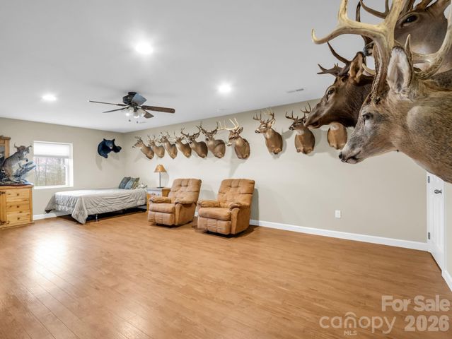 1086 Carters Ridge Road, Spruce Pine, NC 28777