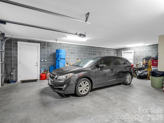 1086 Carters Ridge Road, Spruce Pine, NC 28777