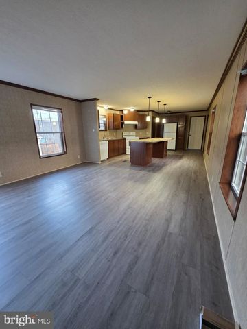 17 NORTH RANEE DRIVE, Ridgeley, WV 26753