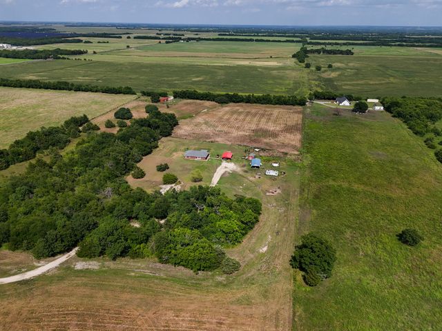 7939 S State Highway 78, Leonard, TX 75452