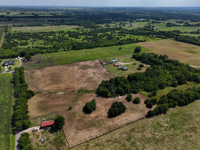 7939 S State Highway 78, Leonard, TX 75452