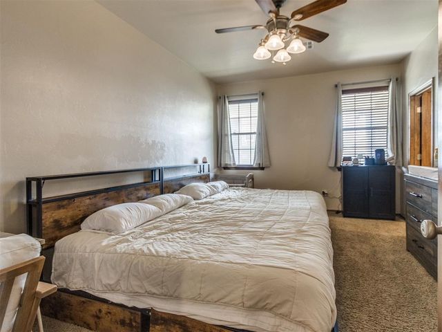 816 SE 5th Court, Moore, OK 73160
