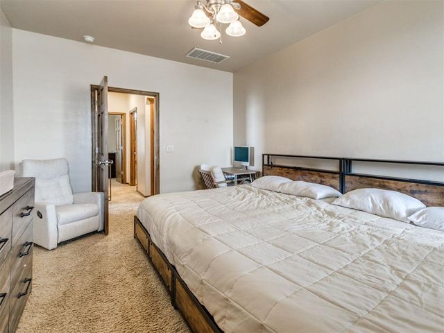 816 SE 5th Court, Moore, OK 73160