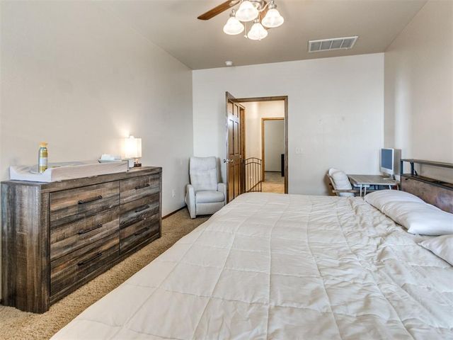 816 SE 5th Court, Moore, OK 73160