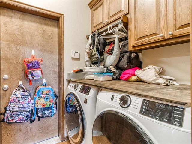 816 SE 5th Court, Moore, OK 73160