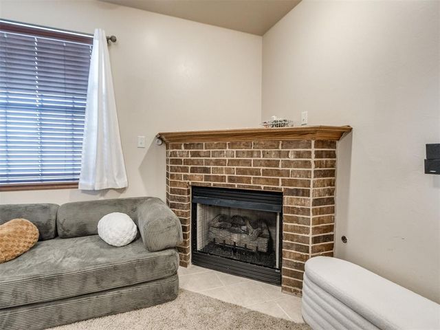 816 SE 5th Court, Moore, OK 73160