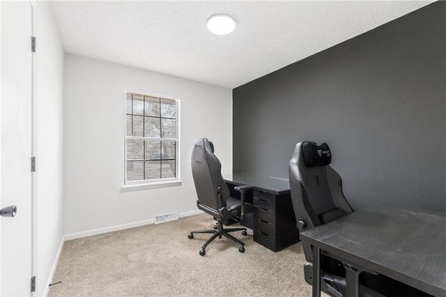 2916 Sweet Briar Drive, Independence, MO 64057