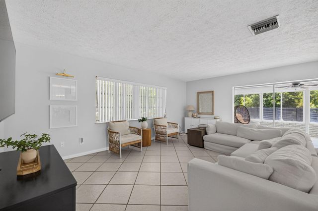 2409 NW Everglades Boulevard, Stuart, FL 34994