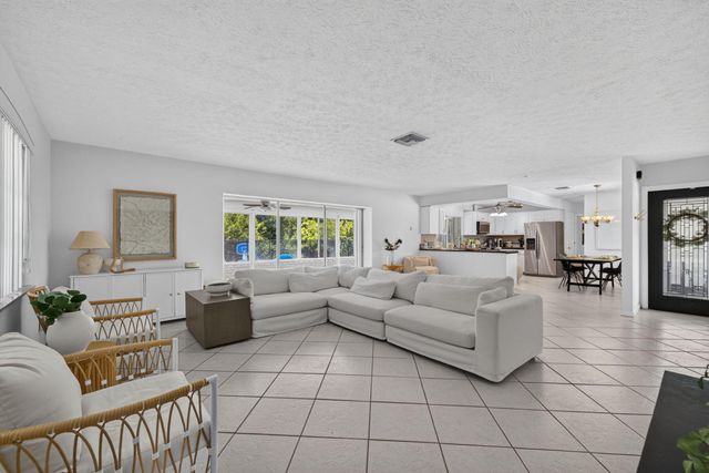 2409 NW Everglades Boulevard, Stuart, FL 34994