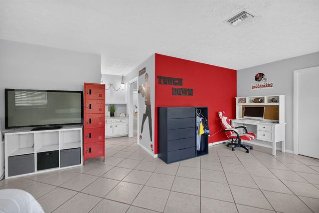 2409 NW Everglades Boulevard, Stuart, FL 34994