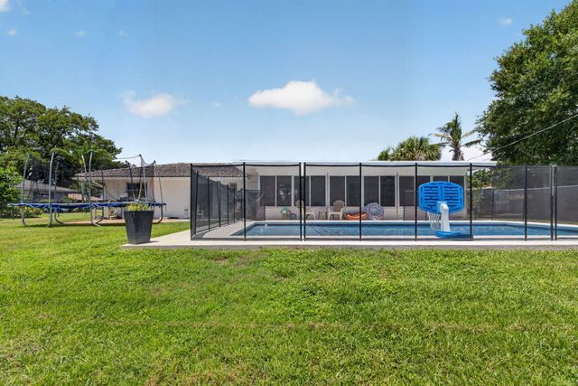 2409 NW Everglades Boulevard, Stuart, FL 34994