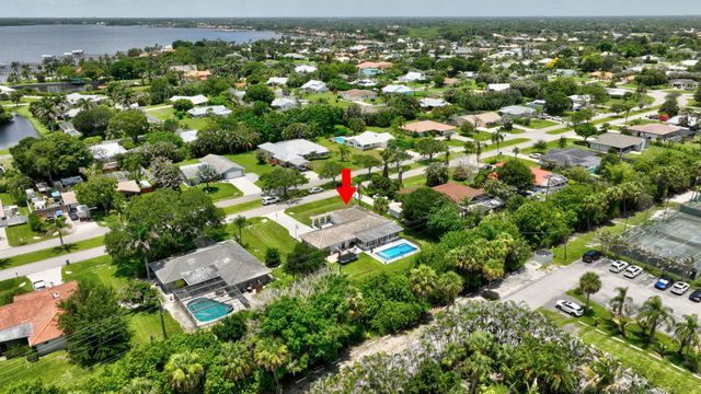 2409 NW Everglades Boulevard, Stuart, FL 34994