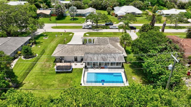 2409 NW Everglades Boulevard, Stuart, FL 34994