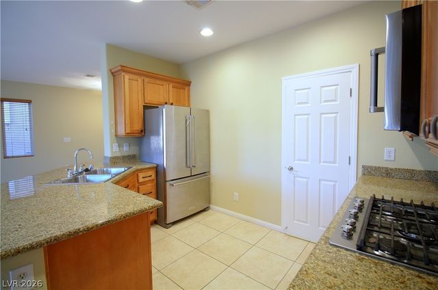 9519 Knopfler Lane, Las Vegas, NV 89148