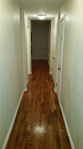 1925 W 10th Street, Dallas, TX 75208