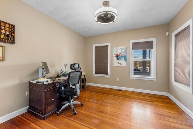 29-31 Middlesex St 1, Chelmsford, MA 01863