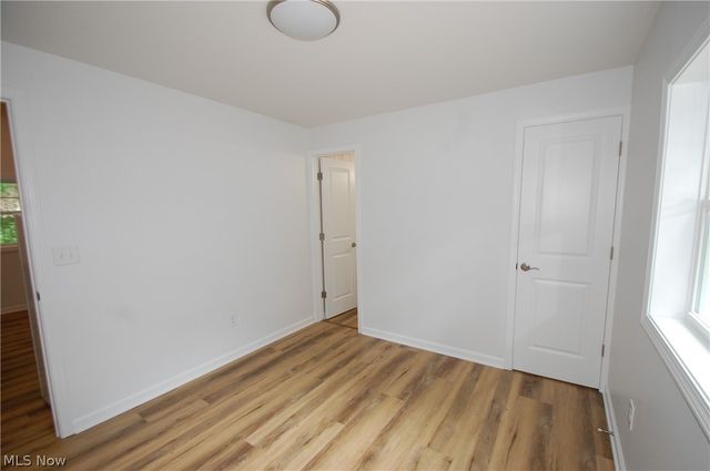 10029 Cummins Drive, Deerfield, OH 44411