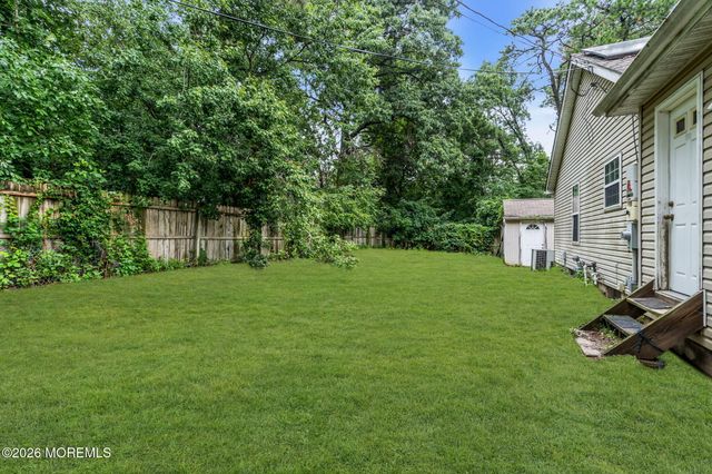 609 9th Avenue, Toms River, NJ 08757