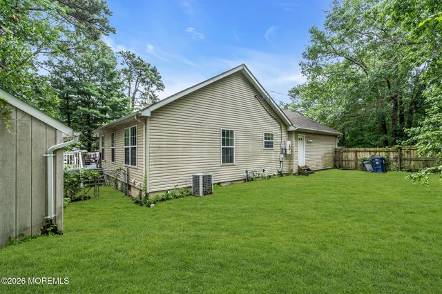 609 9th Avenue, Toms River, NJ 08757