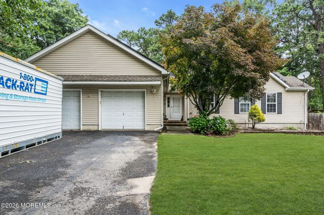 609 9th Avenue, Toms River, NJ 08757