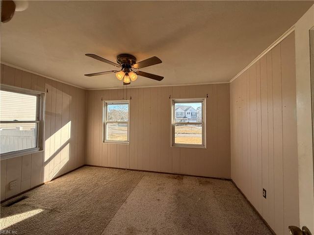 8268 Gygax RD, Norfolk, VA 23505