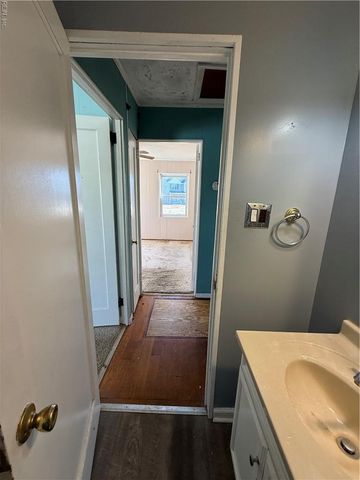 8268 Gygax RD, Norfolk, VA 23505