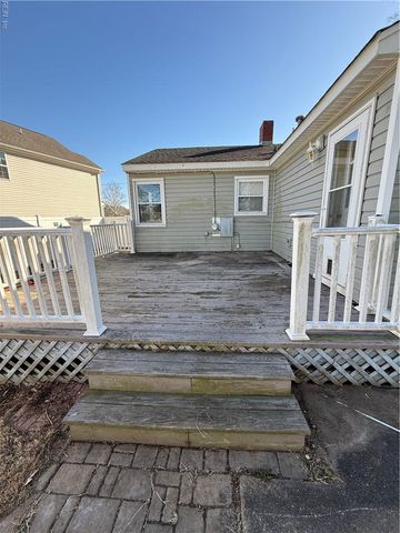 8268 Gygax RD, Norfolk, VA 23505