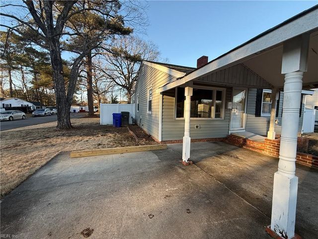 8268 Gygax RD, Norfolk, VA 23505