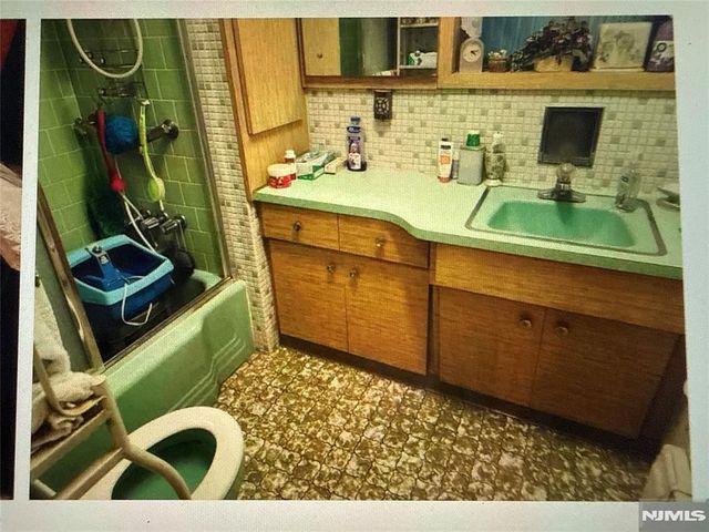 235 Cliff Street, Cliffside Park, NJ 07010
