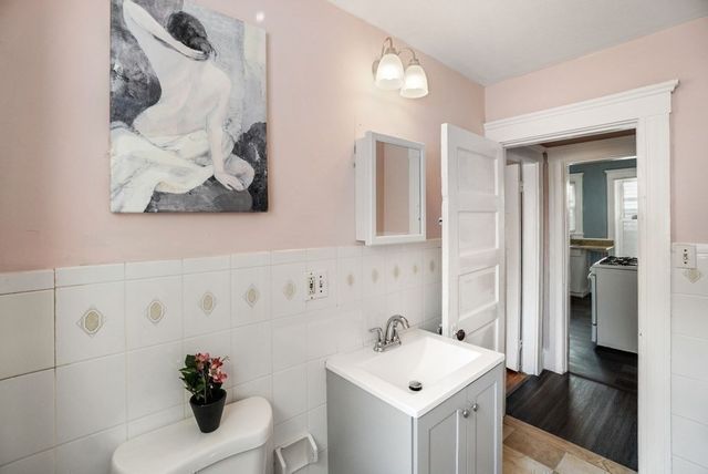 318 Concord St 1, Framingham, MA 01702