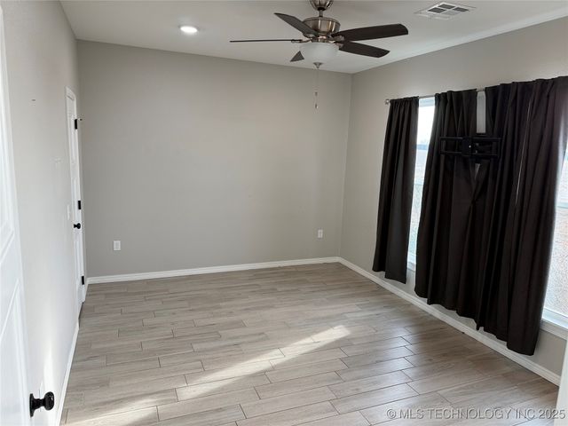 30 Lobo Lane, Lone Grove, OK 73443