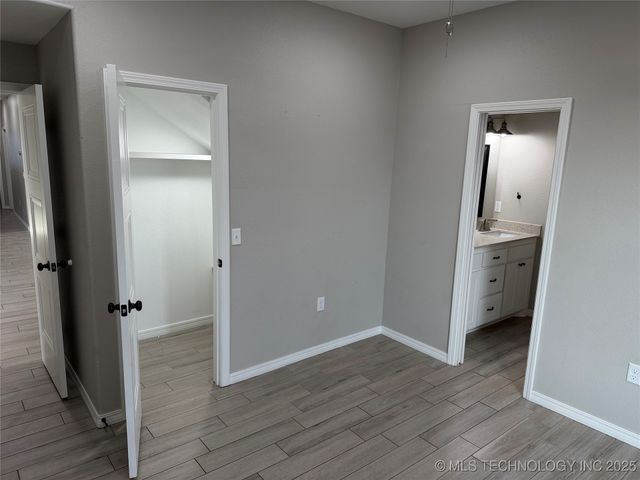 30 Lobo Lane, Lone Grove, OK 73443