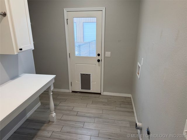 30 Lobo Lane, Lone Grove, OK 73443