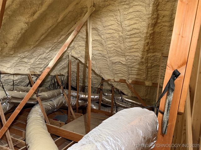 30 Lobo Lane, Lone Grove, OK 73443