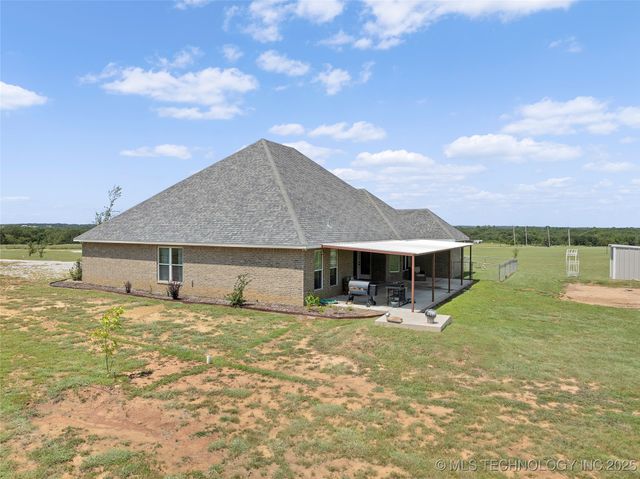 30 Lobo Lane, Lone Grove, OK 73443