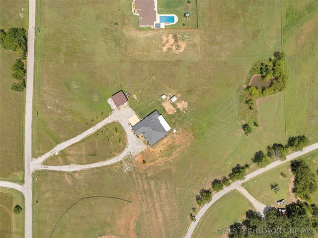 30 Lobo Lane, Lone Grove, OK 73443