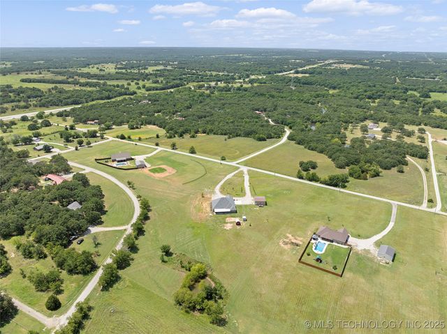 30 Lobo Lane, Lone Grove, OK 73443