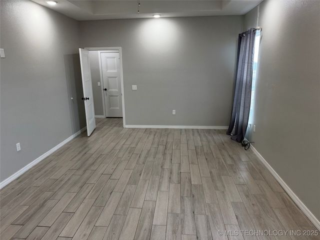 30 Lobo Lane, Lone Grove, OK 73443