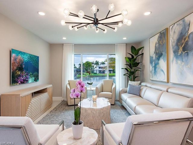 4856 CRAYTON RD, Naples, FL 34103