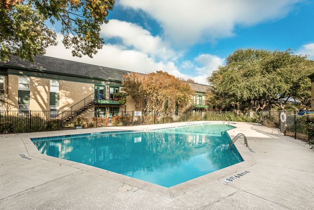 4816 Amesbury 127, Dallas, TX 75206