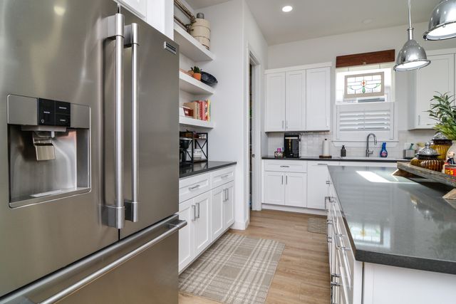 12014 Savannah Avenue, Lubbock, TX 79424