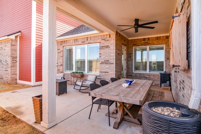 12014 Savannah Avenue, Lubbock, TX 79424
