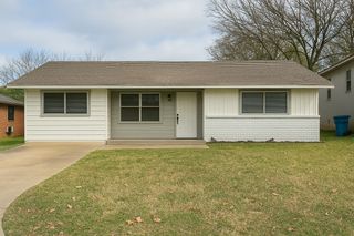 1719 W Washington Street, Denison, TX 75020