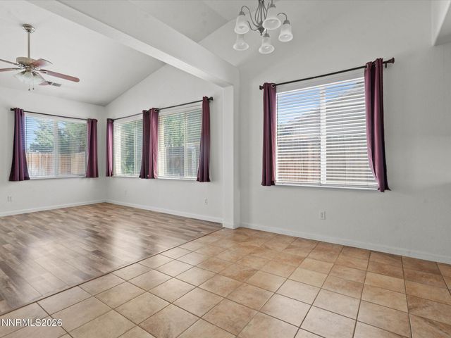 280 Fallen Leaf Lane, Fernley, NV 89408