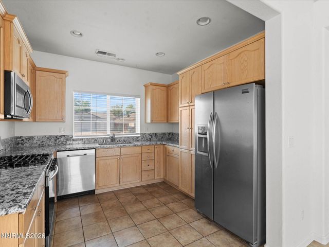 280 Fallen Leaf Lane, Fernley, NV 89408