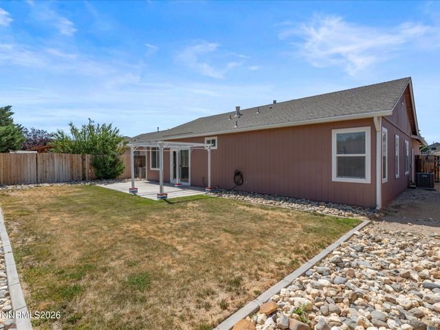 280 Fallen Leaf Lane, Fernley, NV 89408