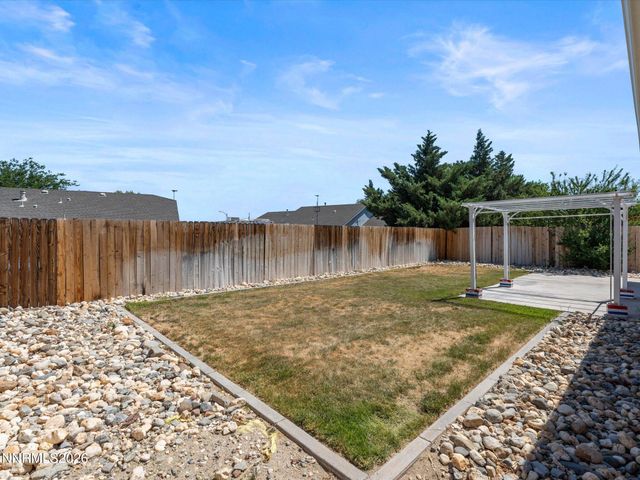 280 Fallen Leaf Lane, Fernley, NV 89408