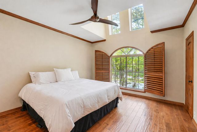 4312 Bellaire Drive S 203, Fort Worth, TX 76109